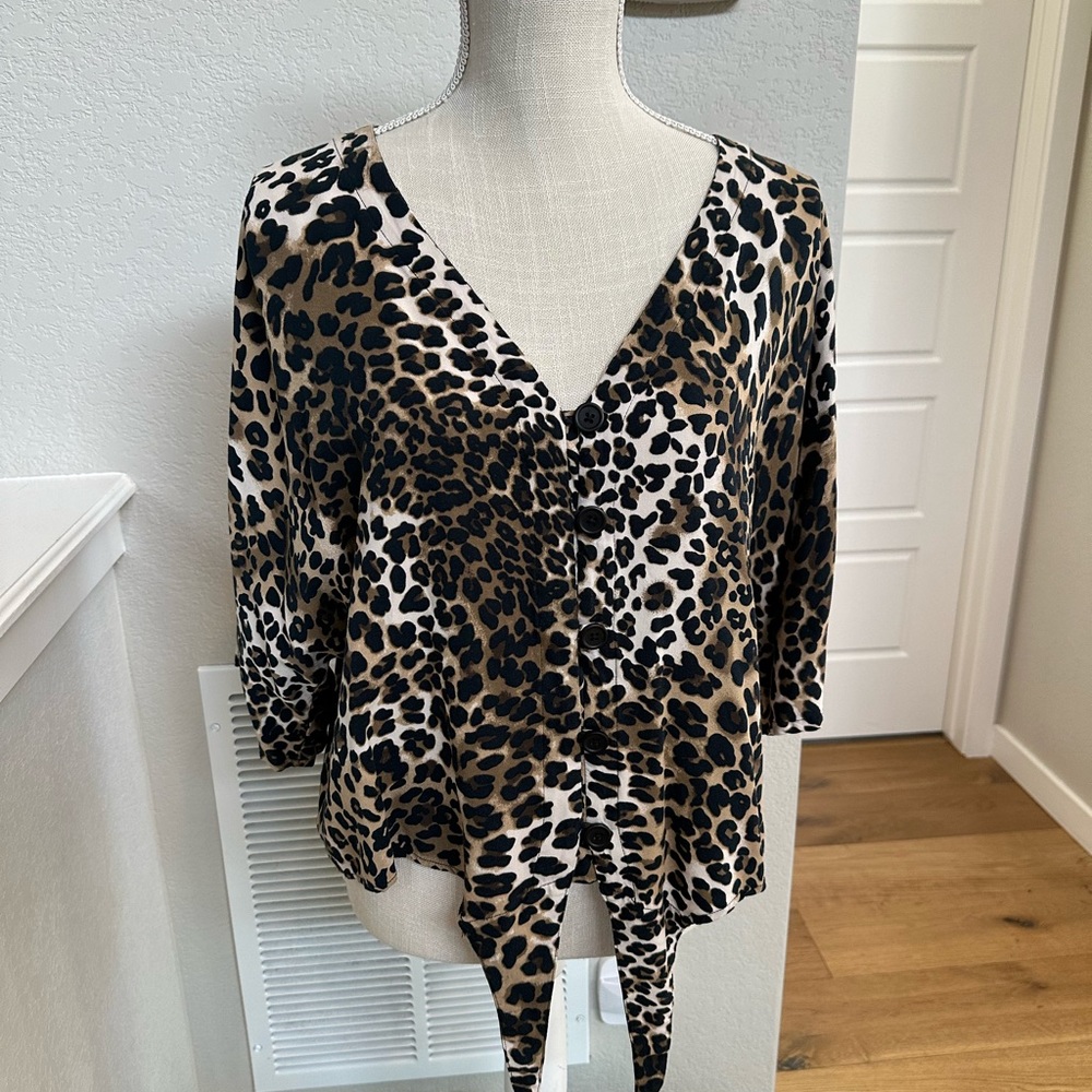 Abercrombie and Fitch women’s leopard print top.